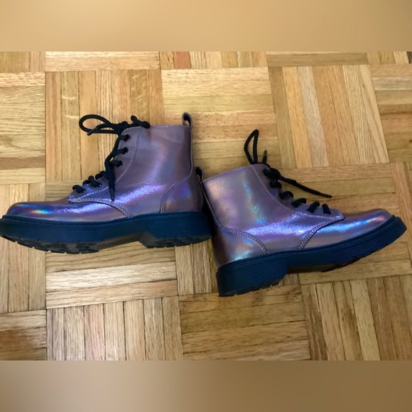 Girls Size 1 - Combat Boots - Side Zip-Up & Lace Up - Metallic - Picture 3 of 8